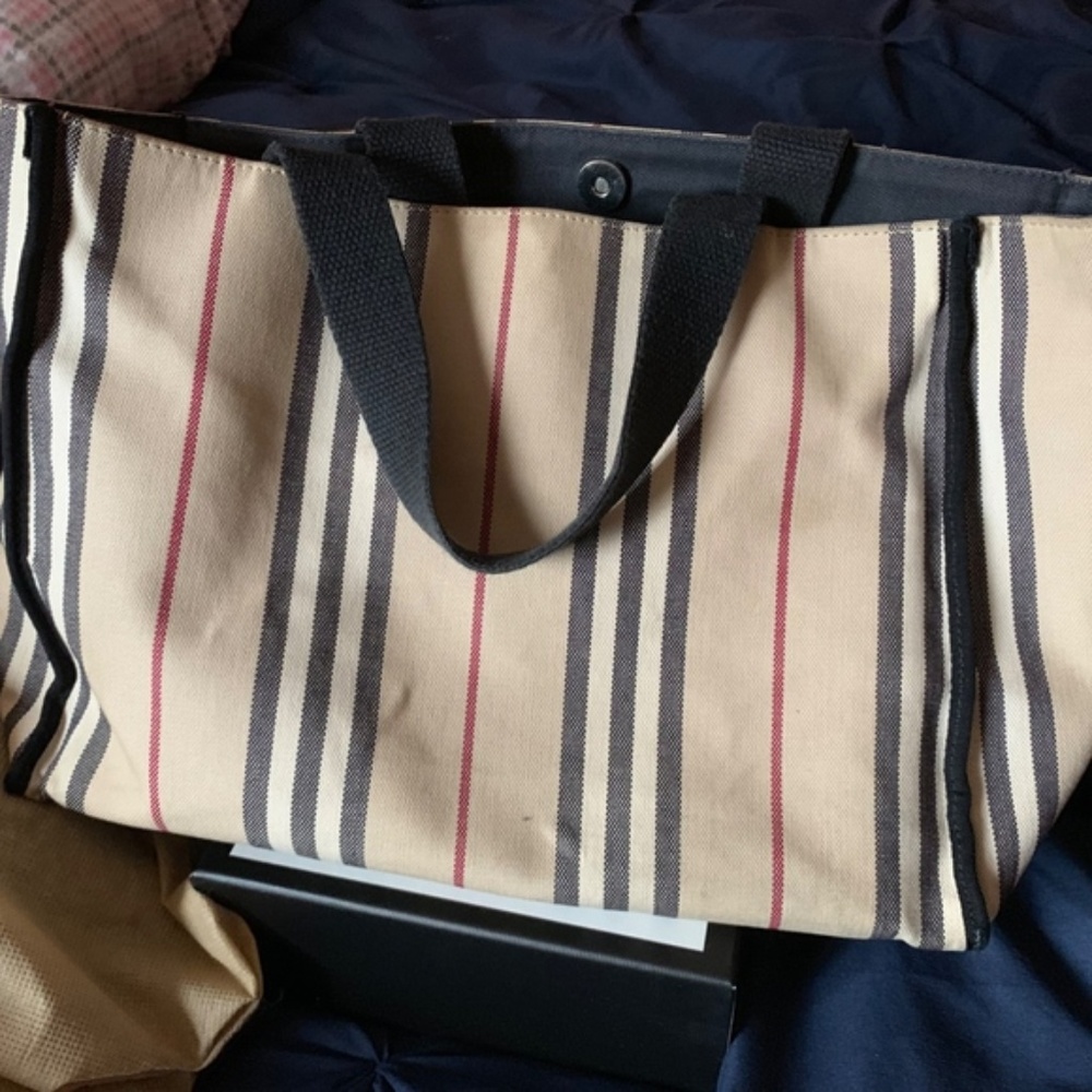 Authentic Burberry Classic